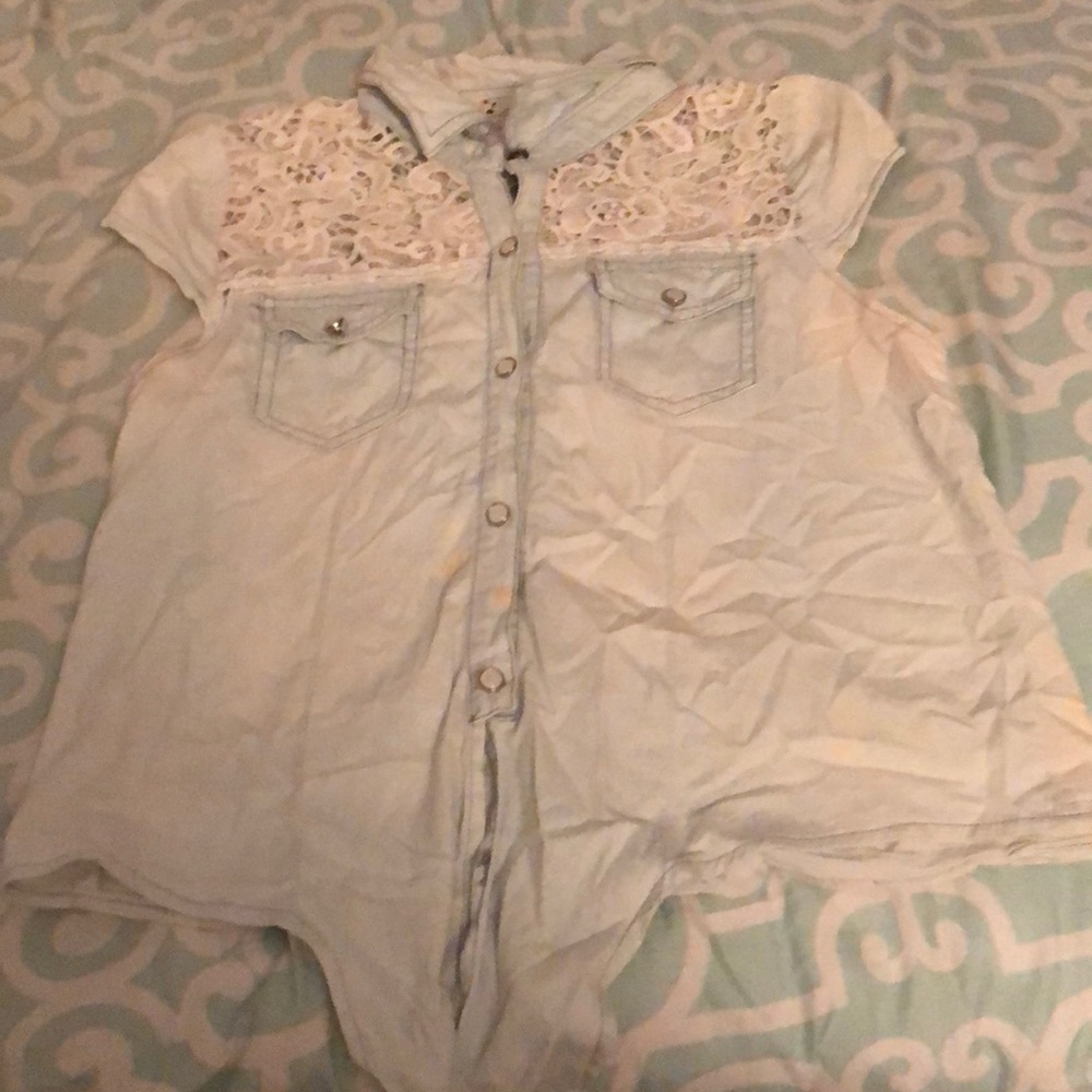 Jean Lace Front-Tie shirt